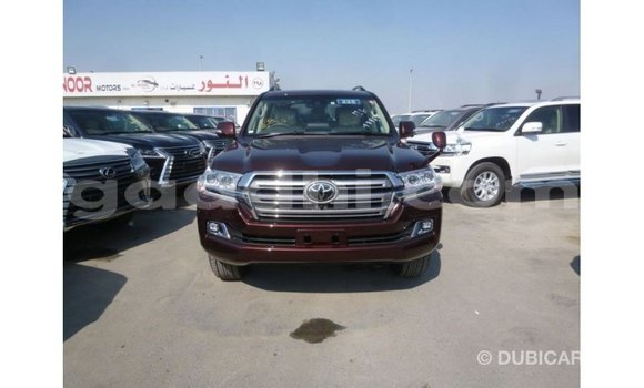 ይግዙ Imported Toyota Land Cruiser ብናማ መኪና በ Import - Dubai በ ሶማሊያ ይግዙ Imported Toyota Land Cruiser ብናማ መኪና በ Import - Dubai በ ሶማሊያ