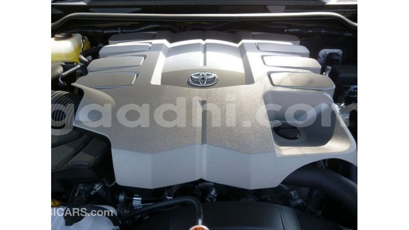 Big with watermark toyota land cruiser somalia import dubai 3737