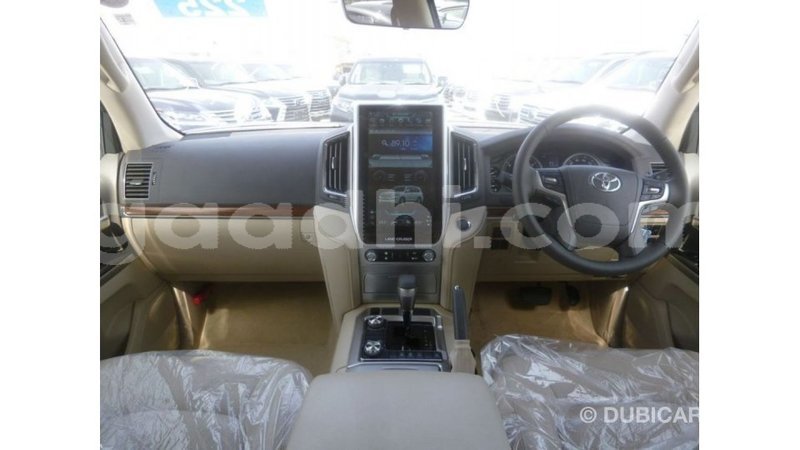 Big with watermark toyota land cruiser somalia import dubai 3739