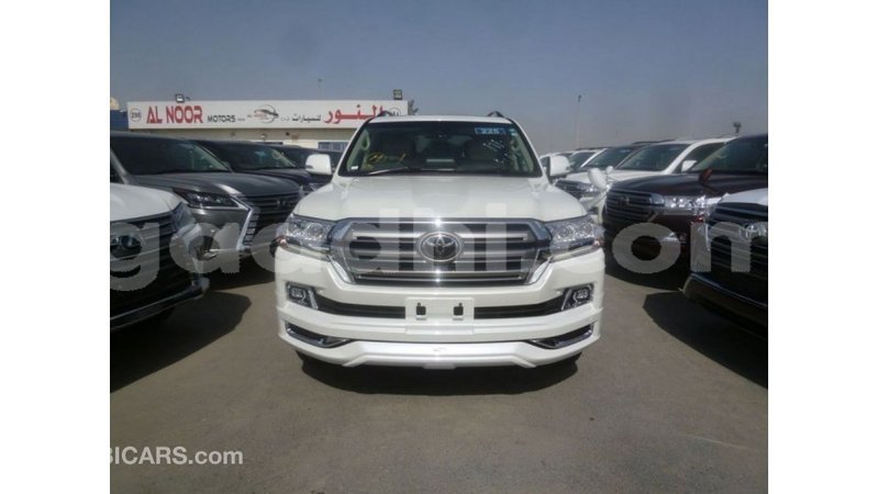 Big with watermark toyota land cruiser somalia import dubai 3739