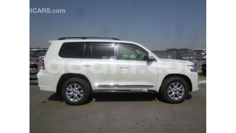 Big with watermark toyota land cruiser somalia import dubai 3739