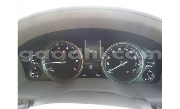 Acheter Import Voiture Toyota Land Cruiser Bleu à Import - Dubai, Somalie Acheter Import Voiture Toyota Land Cruiser Bleu à Import - Dubai, Somalie