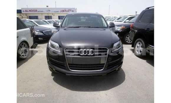 Acheter Import Voiture Audi Q7 Noir à Import - Dubai, Somalie Acheter Import Voiture Audi Q7 Noir à Import - Dubai, Somalie