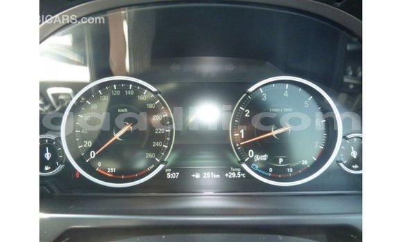 Acheter Import Voiture BMW X6 Noir à Import - Dubai, Somalie Acheter Import Voiture BMW X6 Noir à Import - Dubai, Somalie