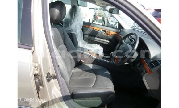 Acheter Import Voiture Mercedes-Benz 200 Autre à Import - Dubai, Somalie Acheter Import Voiture Mercedes-Benz 200 Autre à Import - Dubai, Somalie