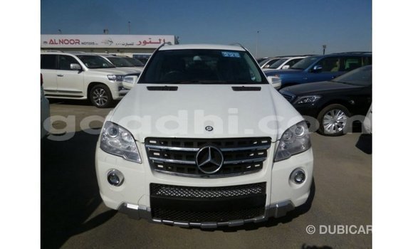 ይግዙ Imported Mercedes-Benz 190 ነጭ መኪና በ Import - Dubai በ ሶማሊያ ይግዙ Imported Mercedes-Benz 190 ነጭ መኪና በ Import - Dubai በ ሶማሊያ