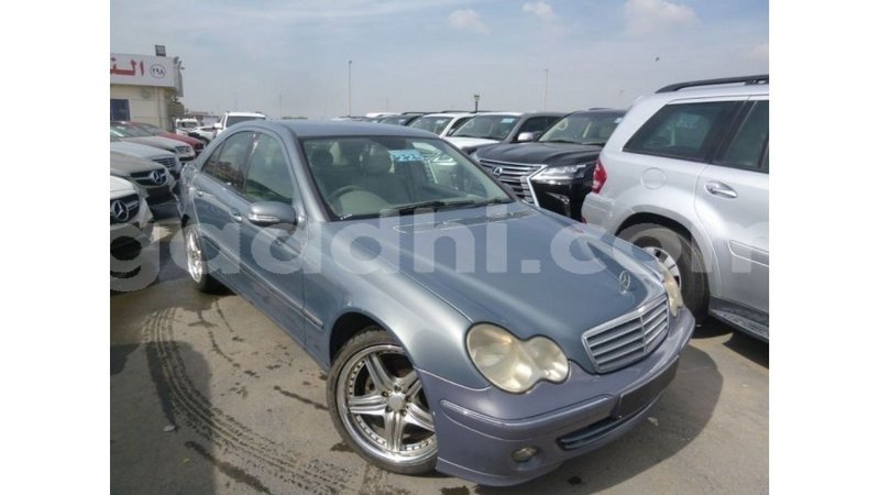 Big with watermark mercedes benz 190 somalia import dubai 3750