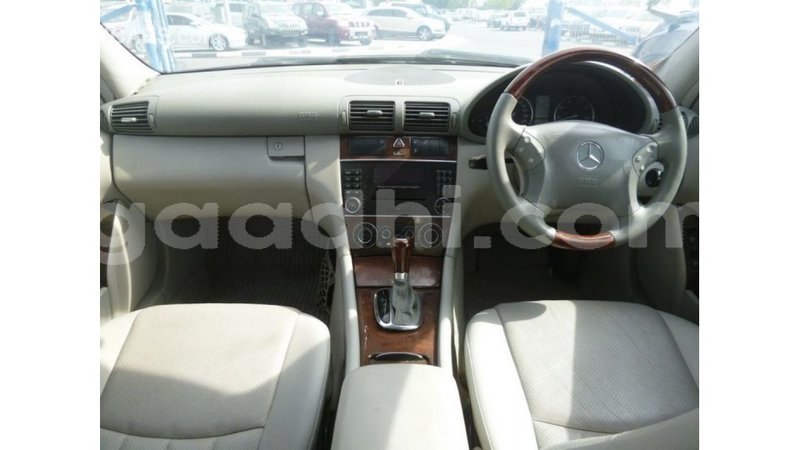 Big with watermark mercedes benz 190 somalia import dubai 3750