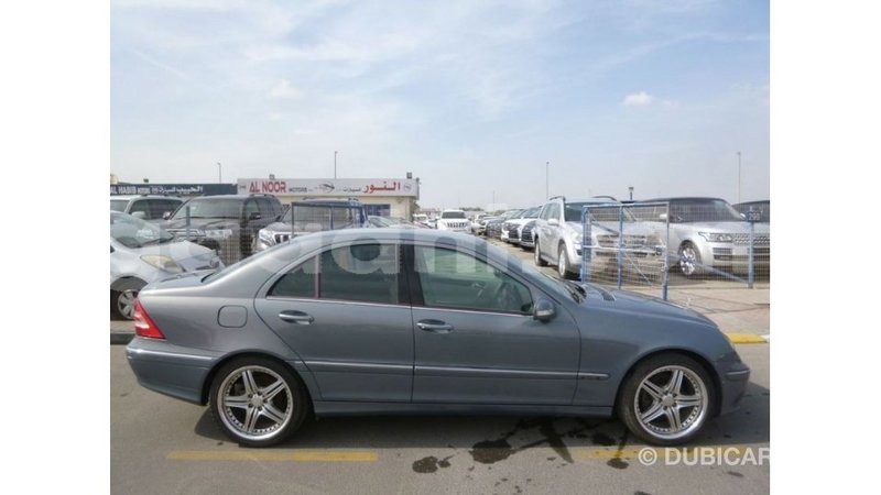 Big with watermark mercedes benz 190 somalia import dubai 3750