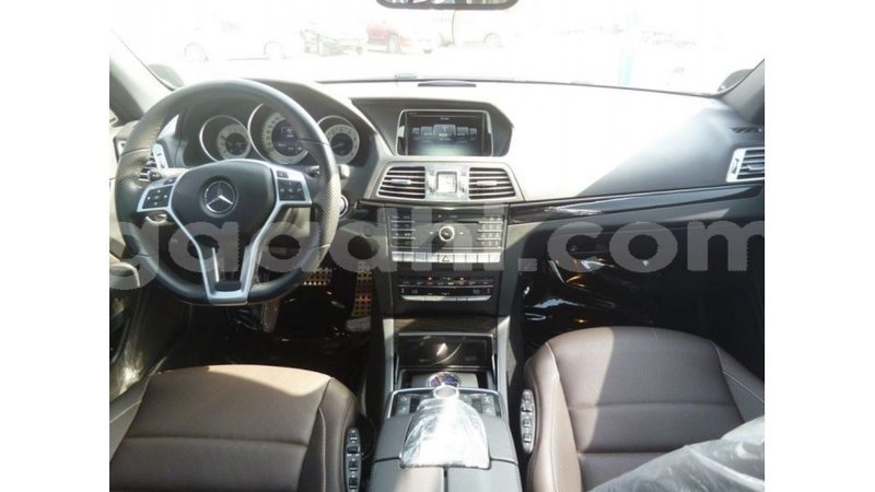 Big with watermark mercedes benz 200 somalia import dubai 3752