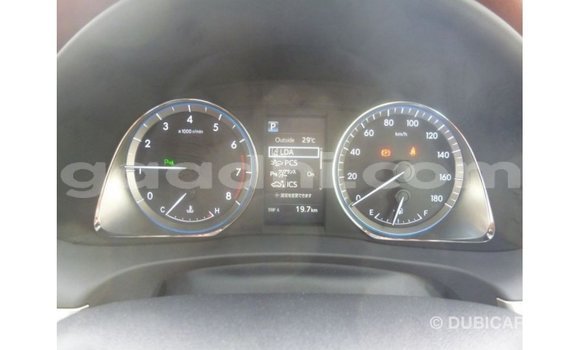 ይግዙ Imported Toyota Harrier ቀይ መኪና በ Import - Dubai በ ሶማሊያ ይግዙ Imported Toyota Harrier ቀይ መኪና በ Import - Dubai በ ሶማሊያ