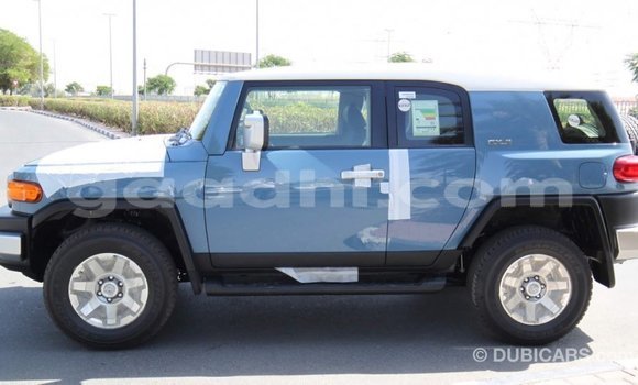 Nunua Imported Toyota FJ Cruiser Bluu Gari ndani ya Import - Dubai nchini Somalia Nunua Imported Toyota FJ Cruiser Bluu Gari ndani ya Import - Dubai nchini Somalia