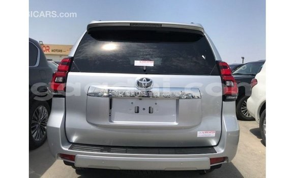 Acheter Import Voiture Toyota Prado Autre à Import - Dubai, Somalie Acheter Import Voiture Toyota Prado Autre à Import - Dubai, Somalie