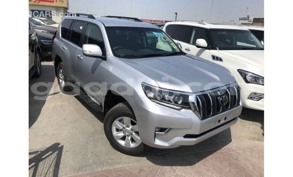 Acheter Import Voiture Toyota Prado Autre à Import - Dubai, Somalie Acheter Import Voiture Toyota Prado Autre à Import - Dubai, Somalie