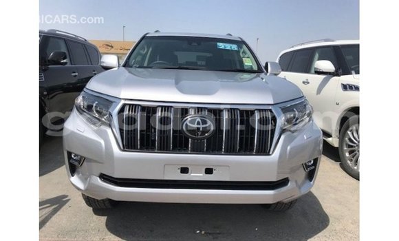 Acheter Import Voiture Toyota Prado Autre à Import - Dubai, Somalie Acheter Import Voiture Toyota Prado Autre à Import - Dubai, Somalie