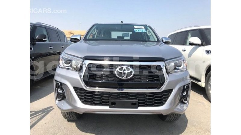Big with watermark toyota hilux somalia import dubai 3763