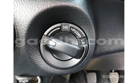 ይግዙ Imported Toyota Hilux ጥቁር መኪና በ Import - Dubai በ ሶማሊያ ይግዙ Imported Toyota Hilux ጥቁር መኪና በ Import - Dubai በ ሶማሊያ