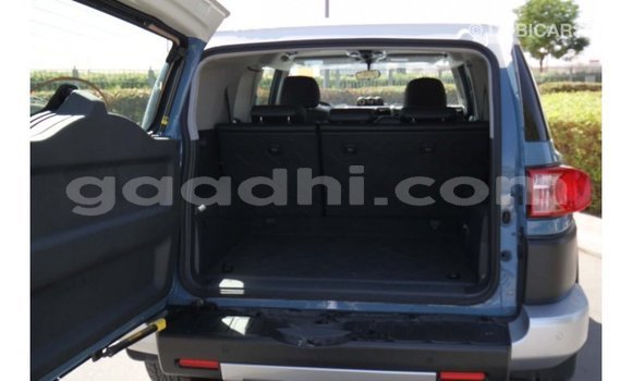 Nunua Imported Toyota FJ Cruiser Bluu Gari ndani ya Import - Dubai nchini Somalia Nunua Imported Toyota FJ Cruiser Bluu Gari ndani ya Import - Dubai nchini Somalia