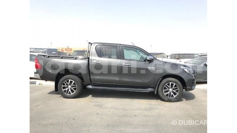 Big with watermark toyota hilux somalia import dubai 3765