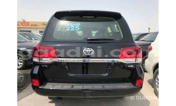 Acheter Import Voiture Toyota Land Cruiser Noir à Import - Dubai, Somalie Acheter Import Voiture Toyota Land Cruiser Noir à Import - Dubai, Somalie