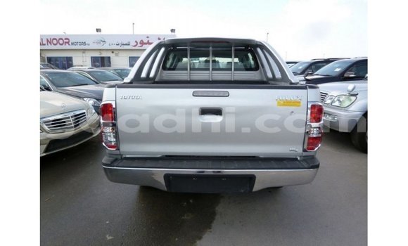 Acheter Import Voiture Toyota Hilux Autre à Import - Dubai, Somalie Acheter Import Voiture Toyota Hilux Autre à Import - Dubai, Somalie