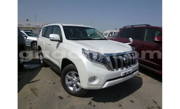 ይግዙ Imported Toyota Prado ነጭ መኪና በ Import - Dubai በ ሶማሊያ ይግዙ Imported Toyota Prado ነጭ መኪና በ Import - Dubai በ ሶማሊያ