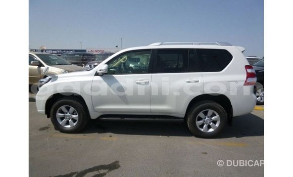 ይግዙ Imported Toyota Prado ነጭ መኪና በ Import - Dubai በ ሶማሊያ ይግዙ Imported Toyota Prado ነጭ መኪና በ Import - Dubai በ ሶማሊያ