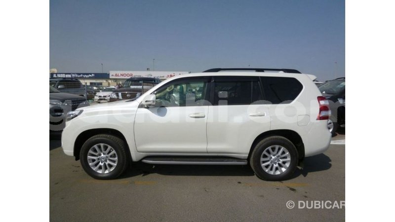 Big with watermark toyota prado somalia import dubai 3776