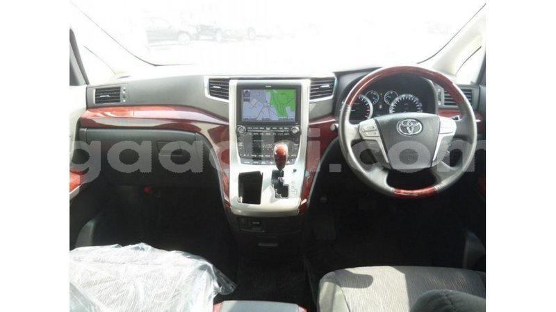 Big with watermark toyota alphard somalia import dubai 3777