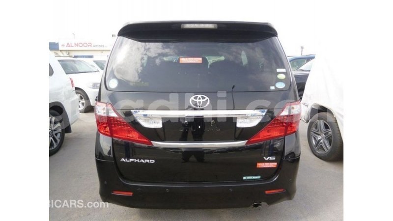 Big with watermark toyota alphard somalia import dubai 3777