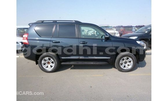 Acheter Import Voiture Toyota Prado Bleu à Import - Dubai, Somalie Acheter Import Voiture Toyota Prado Bleu à Import - Dubai, Somalie