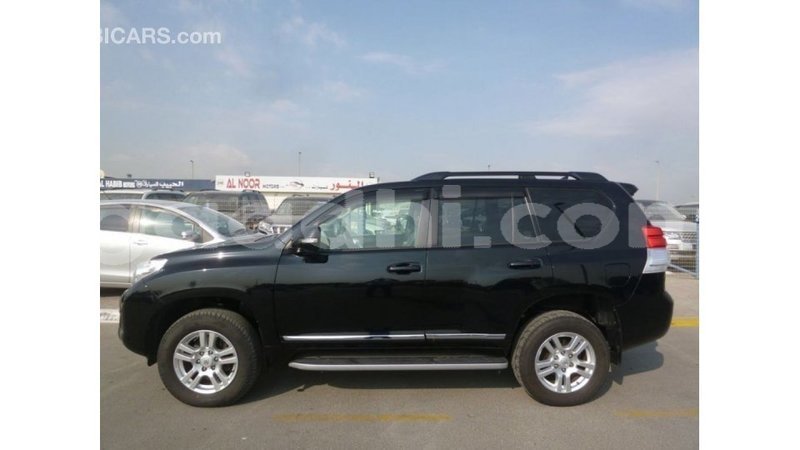 Big with watermark toyota prado somalia import dubai 3781