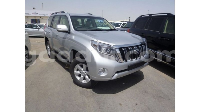 Big with watermark toyota prado somalia import dubai 3792