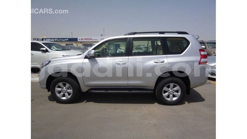 Big with watermark toyota prado somalia import dubai 3792