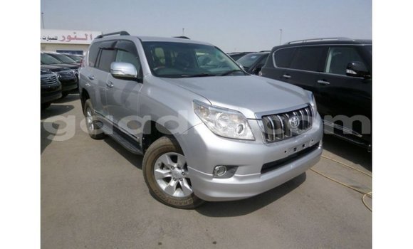 Acheter Import Voiture Toyota Prado Autre à Import - Dubai, Somalie Acheter Import Voiture Toyota Prado Autre à Import - Dubai, Somalie