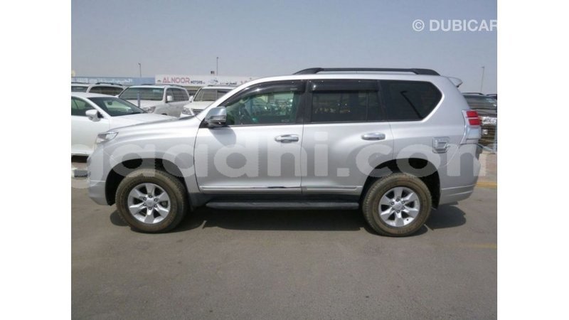 Big with watermark toyota prado somalia import dubai 3797