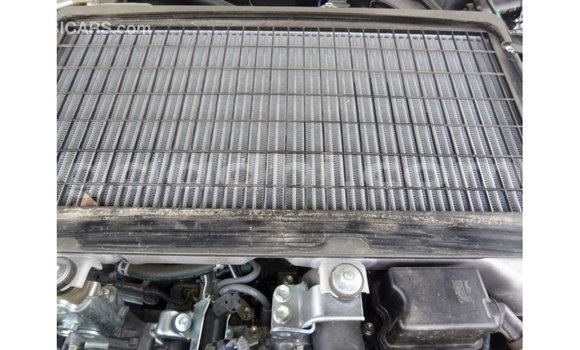 Acheter Import Voiture Toyota Land Cruiser Autre à Import - Dubai, Somalie Acheter Import Voiture Toyota Land Cruiser Autre à Import - Dubai, Somalie