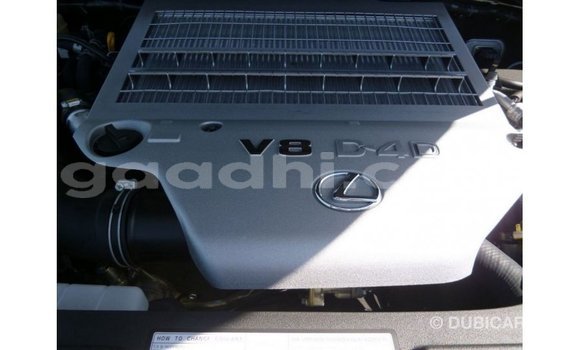 Acheter Import Voiture Lexus LX Blanc à Import - Dubai, Somalie Acheter Import Voiture Lexus LX Blanc à Import - Dubai, Somalie