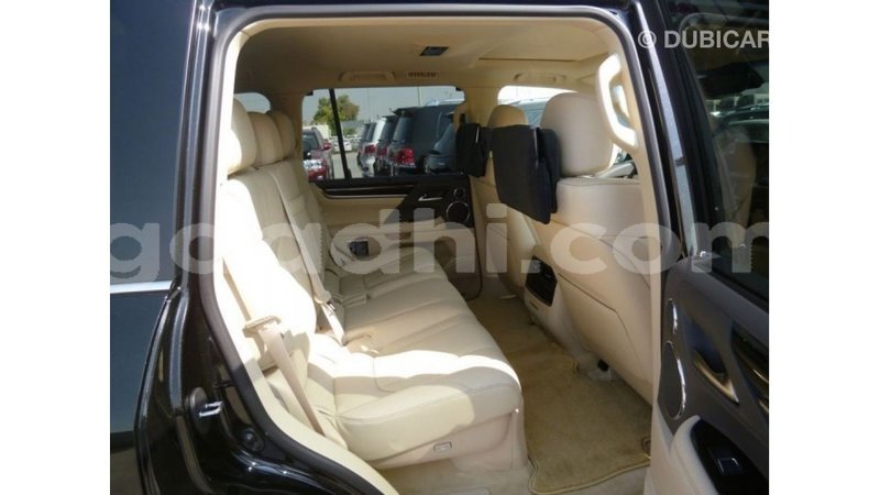 Big with watermark lexus lx somalia import dubai 3811