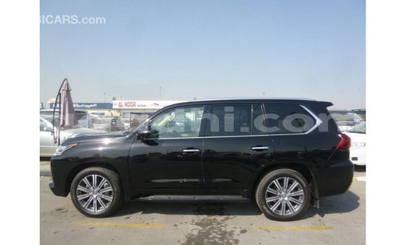 Acheter Import Voiture Lexus LX Noir à Import - Dubai, Somalie Acheter Import Voiture Lexus LX Noir à Import - Dubai, Somalie