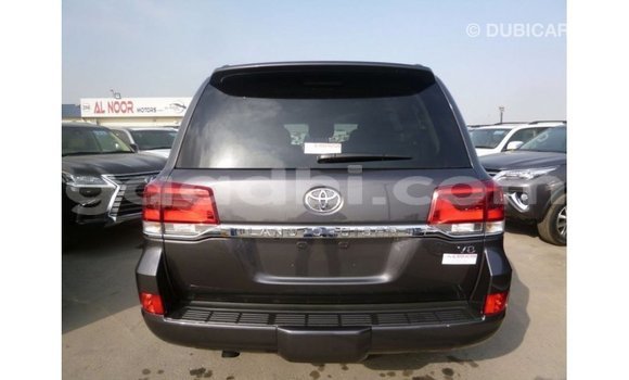 Acheter Import Voiture Toyota Land Cruiser Autre à Import - Dubai, Somalie Acheter Import Voiture Toyota Land Cruiser Autre à Import - Dubai, Somalie