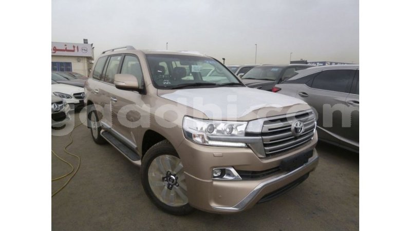 Big with watermark toyota land cruiser somalia import dubai 3817