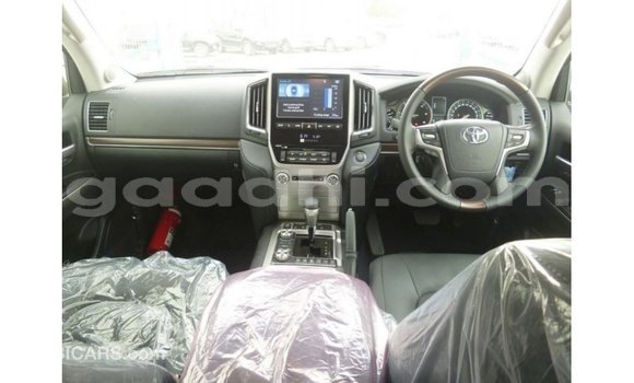 Acheter Import Voiture Toyota Land Cruiser Autre à Import - Dubai, Somalie Acheter Import Voiture Toyota Land Cruiser Autre à Import - Dubai, Somalie