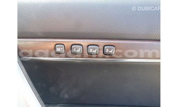 Acheter Import Voiture Toyota Land Cruiser Noir à Import - Dubai, Somalie Acheter Import Voiture Toyota Land Cruiser Noir à Import - Dubai, Somalie