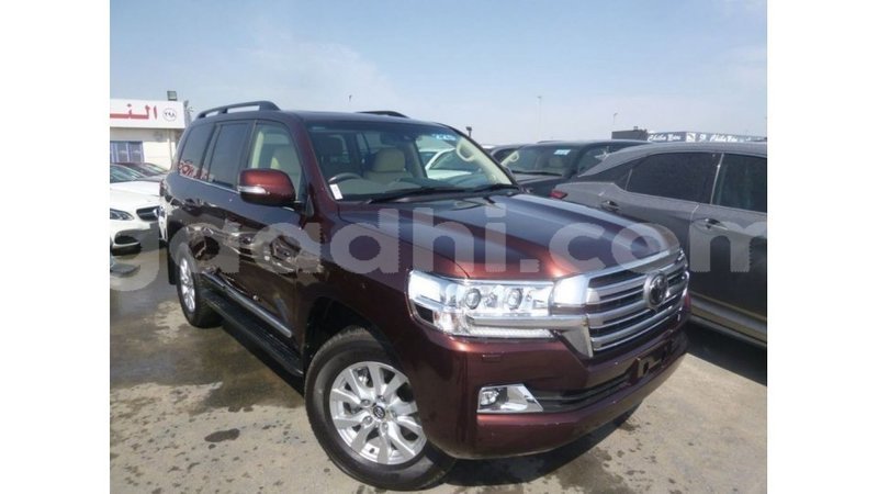 Big with watermark toyota land cruiser somalia import dubai 3822