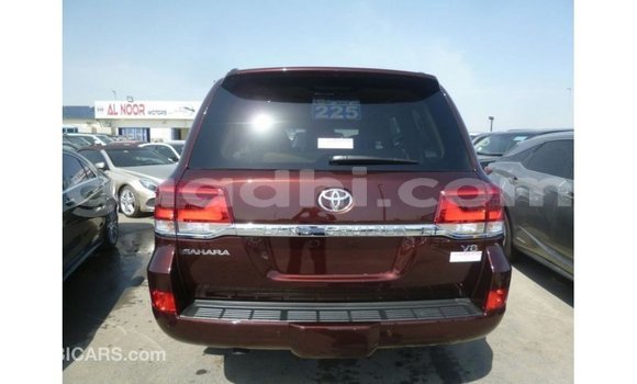 Acheter Import Voiture Toyota Land Cruiser Marron à Import - Dubai, Somalie Acheter Import Voiture Toyota Land Cruiser Marron à Import - Dubai, Somalie