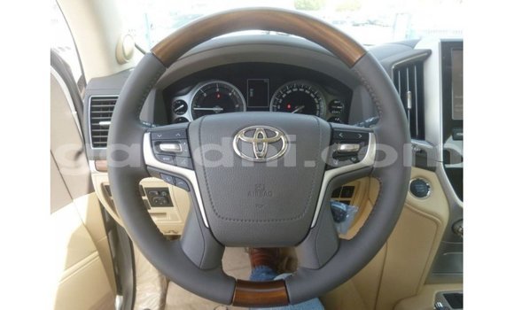 Acheter Import Voiture Toyota Land Cruiser Autre à Import - Dubai, Somalie Acheter Import Voiture Toyota Land Cruiser Autre à Import - Dubai, Somalie