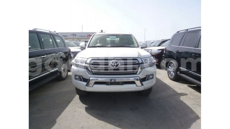 Big with watermark toyota land cruiser somalia import dubai 3826