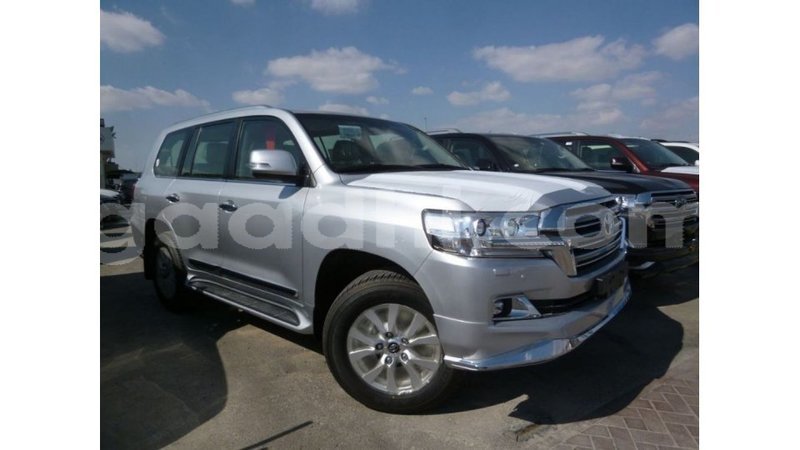 Big with watermark toyota land cruiser somalia import dubai 3828