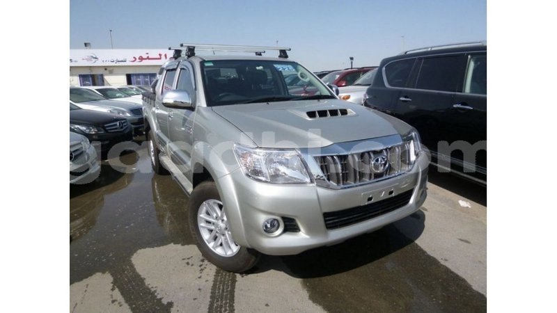 Big with watermark toyota hilux somalia import dubai 3829